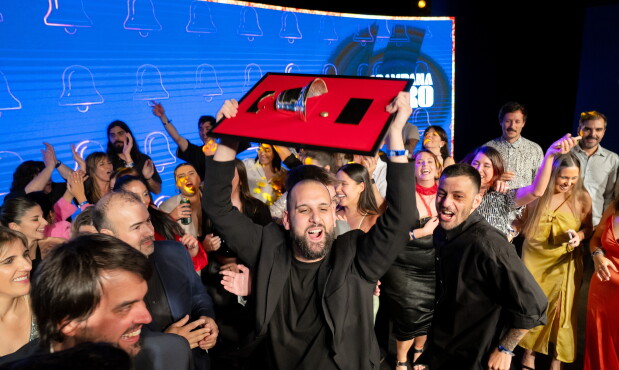 Festejo Camara TBWA Agencia del Año.jpg