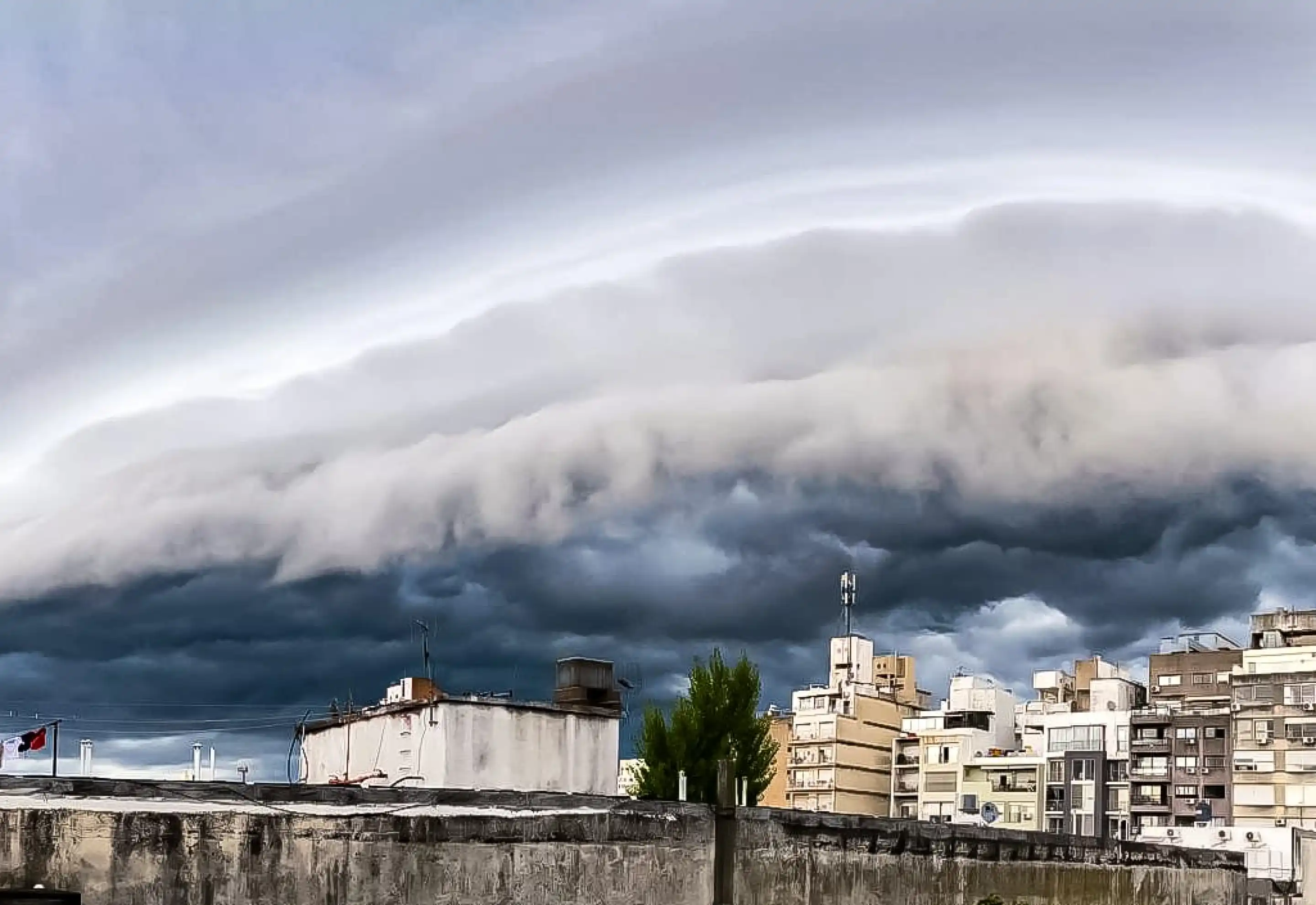 Uruguay se prepara para ciclón extratropical con fuertes lluvias y vientos — image 3