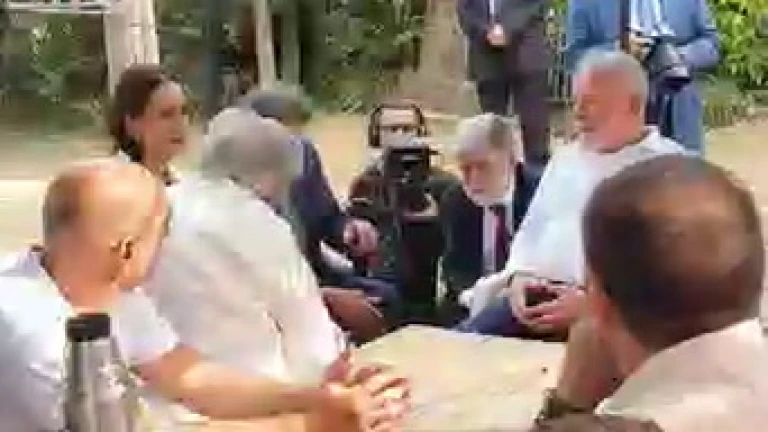 En reunión con Lula, Mujica cuestionó la idea de una moneda común del Mercosur