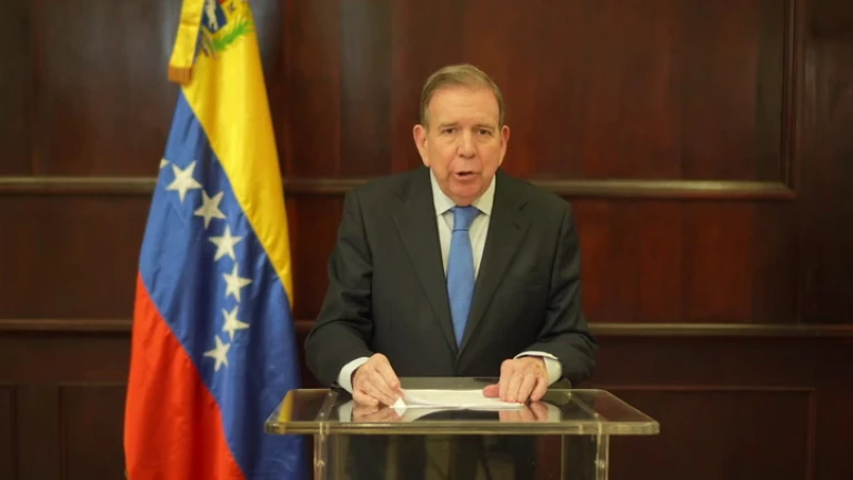 Edmundo González Urrutia habla tras la juramentación de Maduro