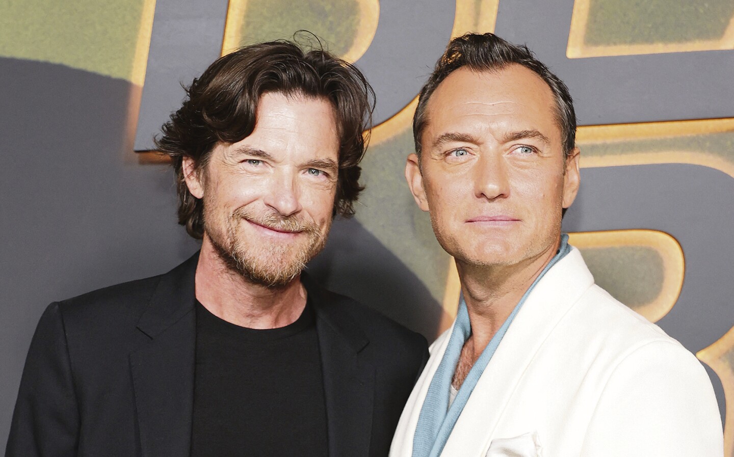 Jason Bateman y Jude Law durante la presentación de "Black Rabbit" en Nueva York.