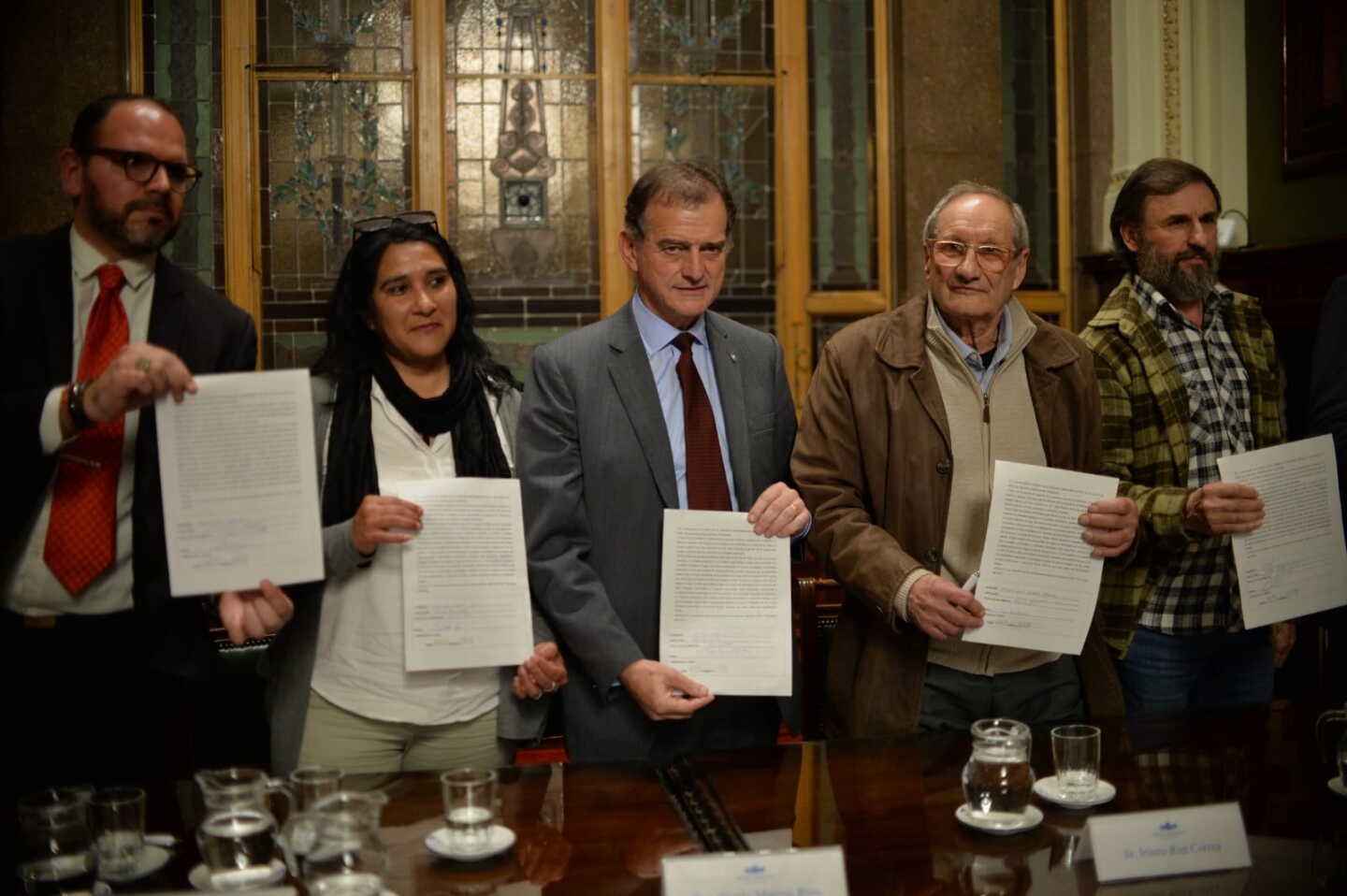 Lanzamiento de "No más usura, firmá por una deuda justa".
