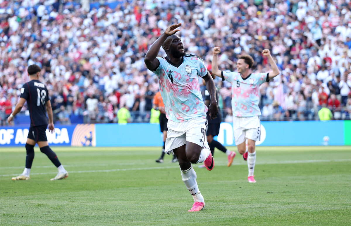 Romelu Lukaku festeja su gol.