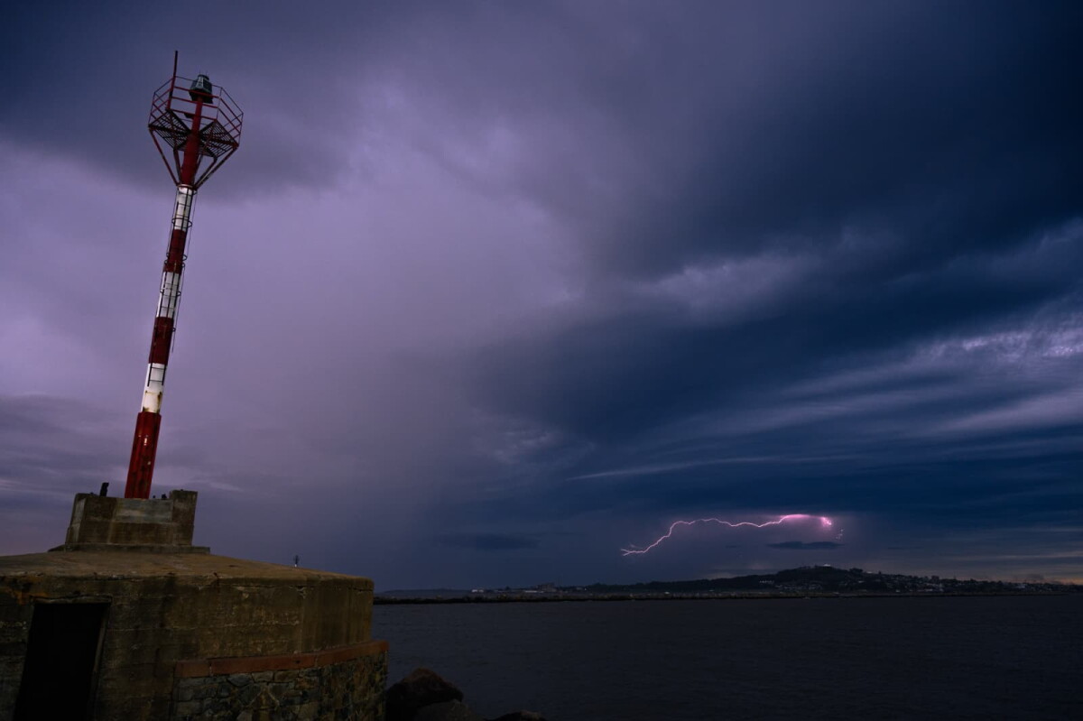 Inumet emitió una alerta amarilla por tormentas fuertes: sepa cuáles son los departamentos afectados