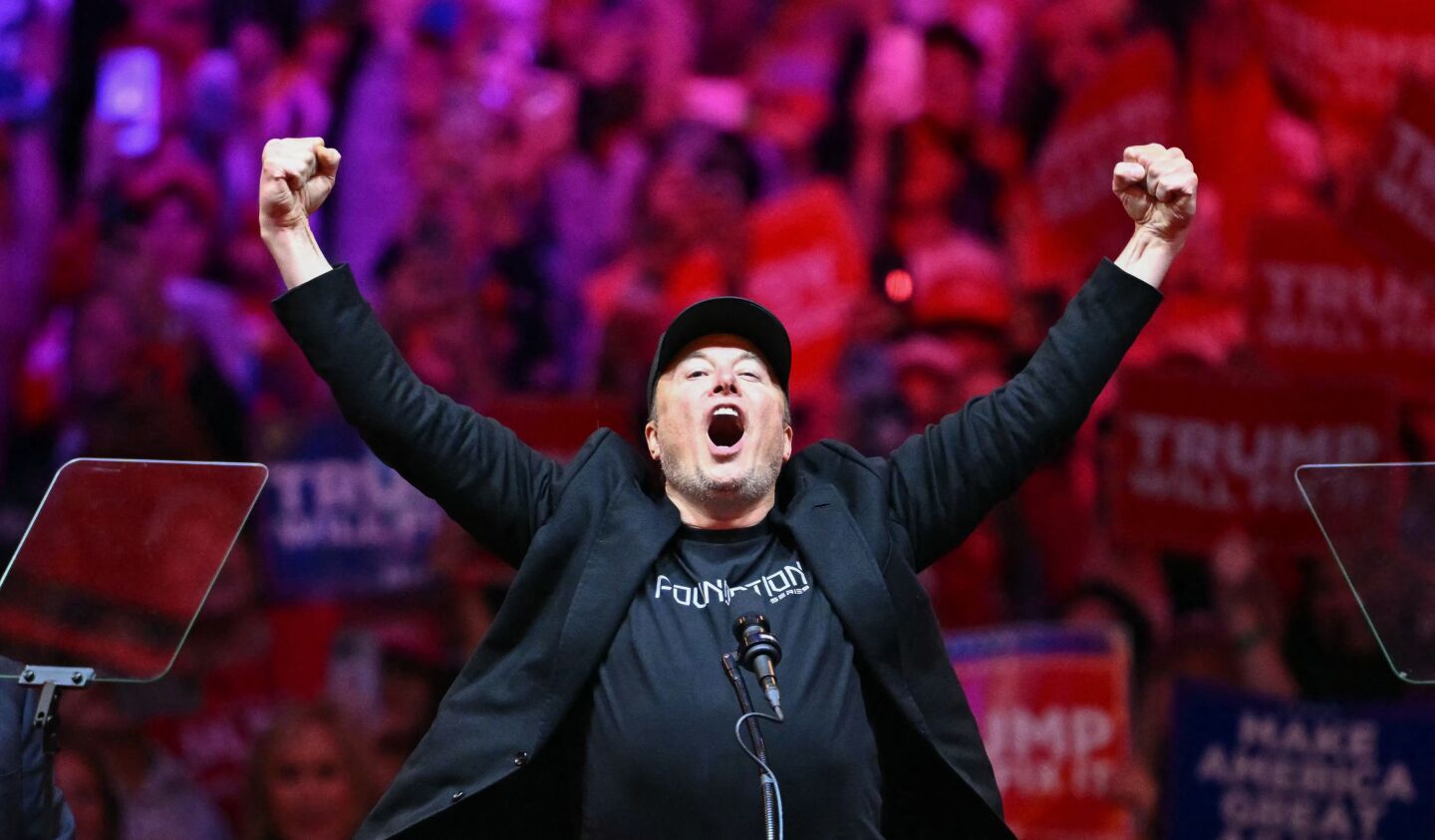 Elon Musk, director ejecutivo de Tesla y SpaceX, durante un mitin del republicano Donald Trump.