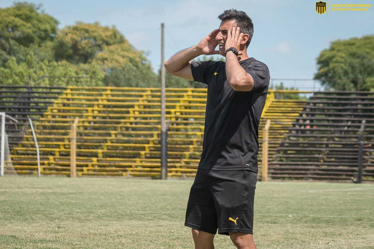 Marcelo Broli en Peñarol. Foto: Formativas CAP.