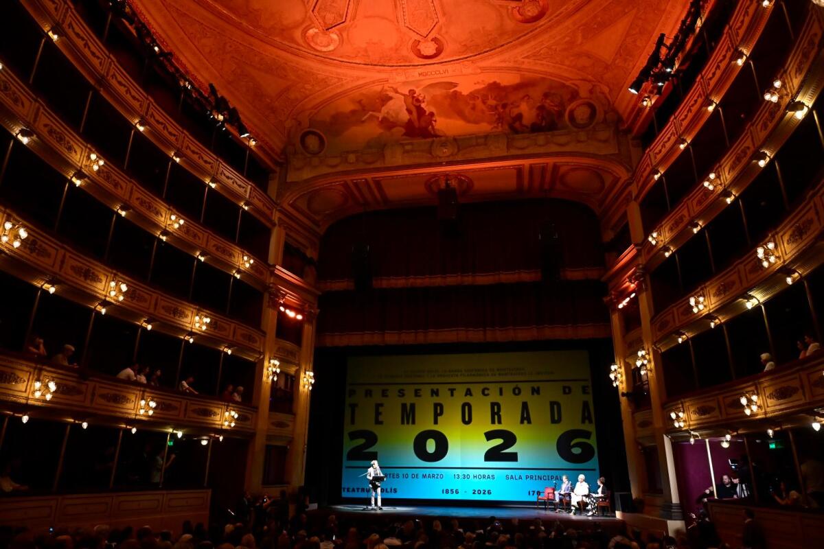 El Teatro Solís lanzó su programación: "La casa de Bernarda Alba" por dos, Mahler, la vuelta de la ópera y más - EL PAÍS Uruguay