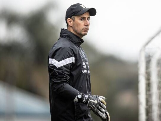 Enzo Ferrari, el nuevo entrenador de arqueros de la selección de Uruguay para la Copa América 2024.