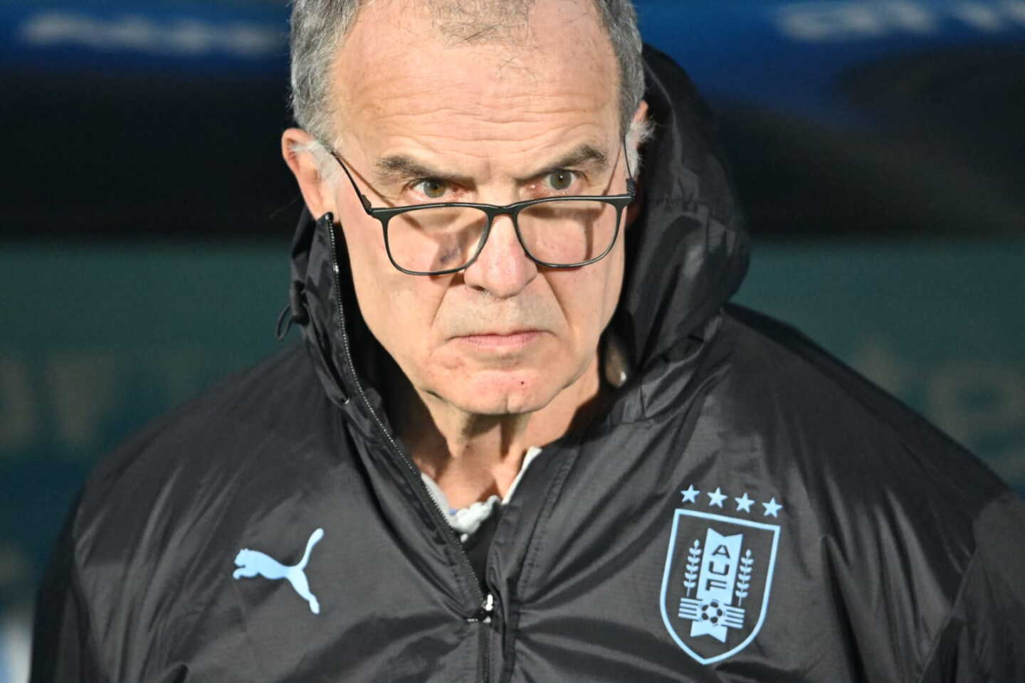 Marcelo Bielsa en su estreno como DT de Uruguay.